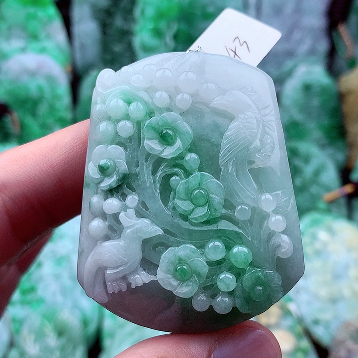 翡翠吊坠(不含链)未镶嵌