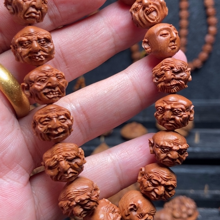 龙纹手工十八罗汉