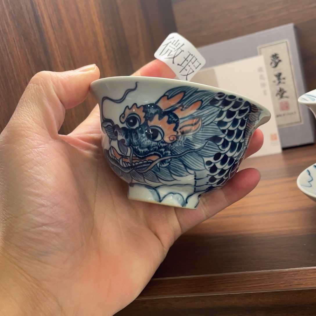 釉下手绘茶具微瑕