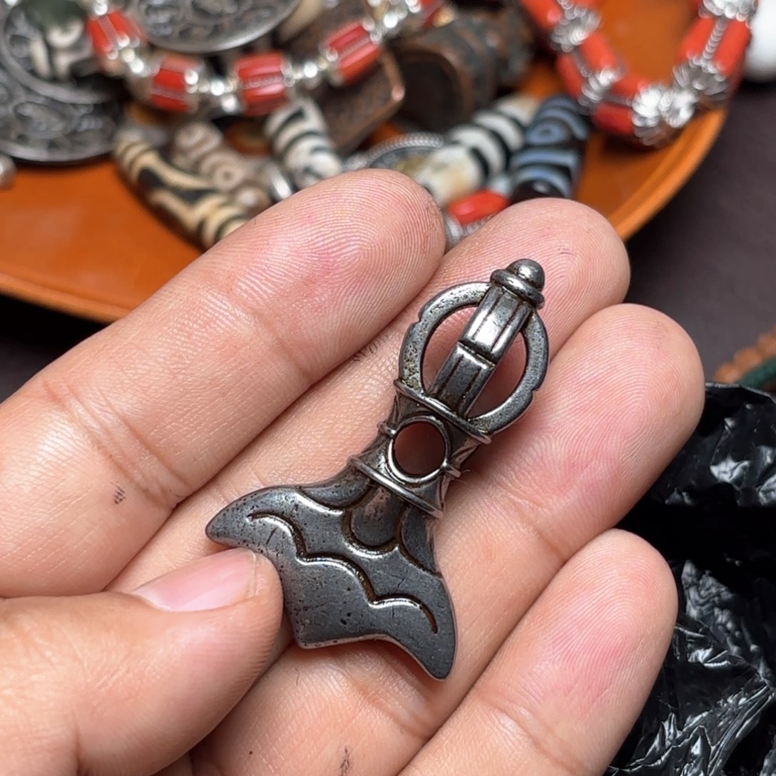 铜星月菩提吊坠项链