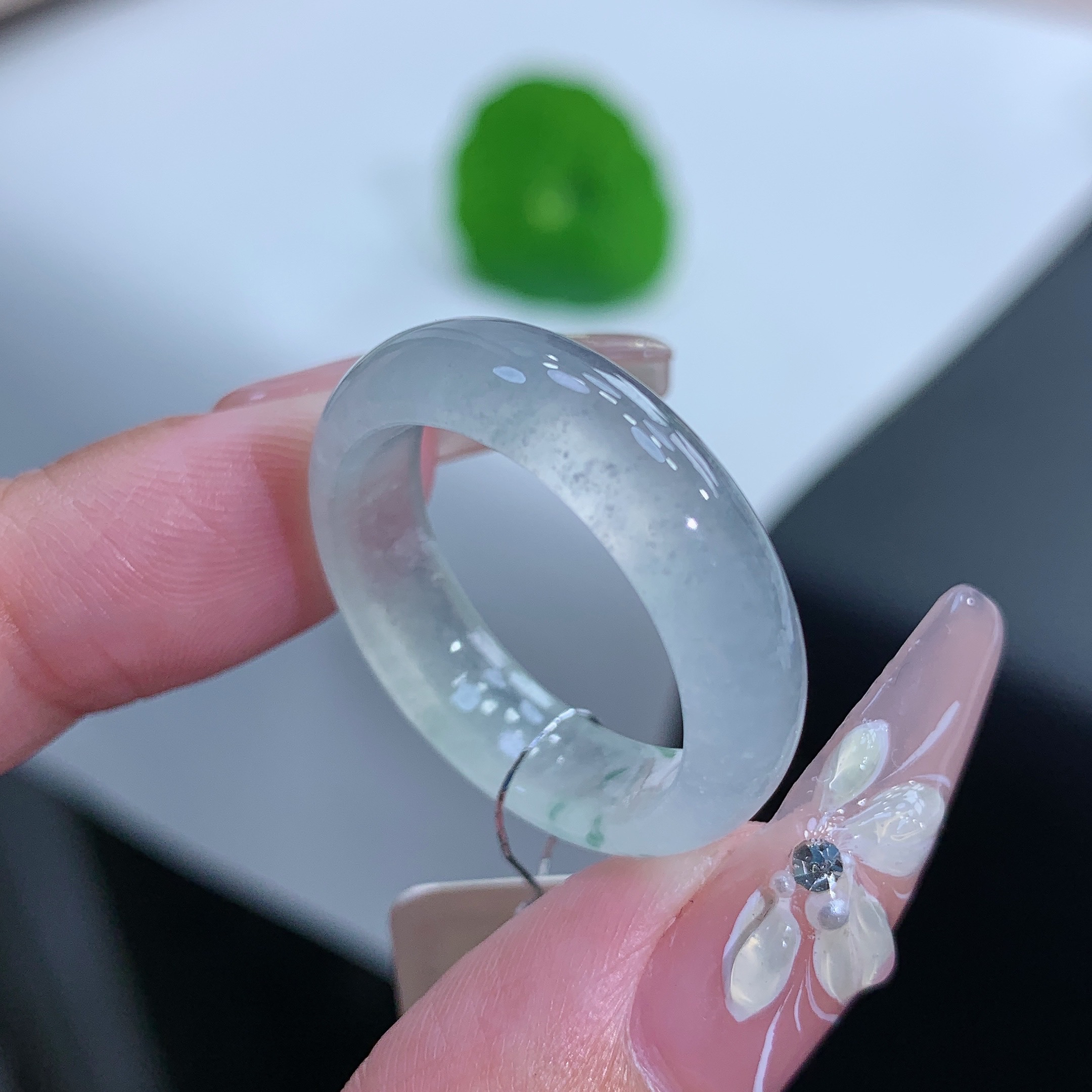 22号 正冰种水飘花翡翠玉戒指戒圈 内径19.5-6.2-3.6 缅甸天然A货