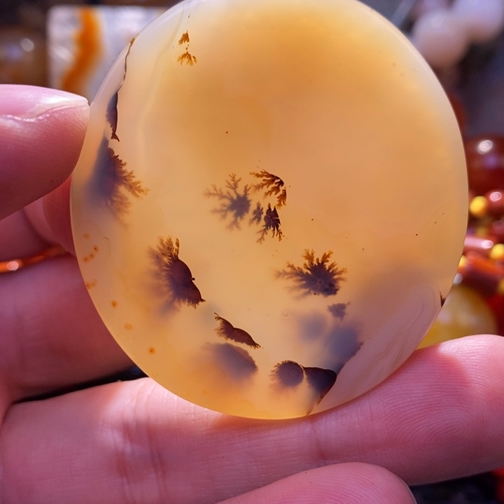 【闪购商品】玛瑙/玉髓颈饰未镶嵌桃***?