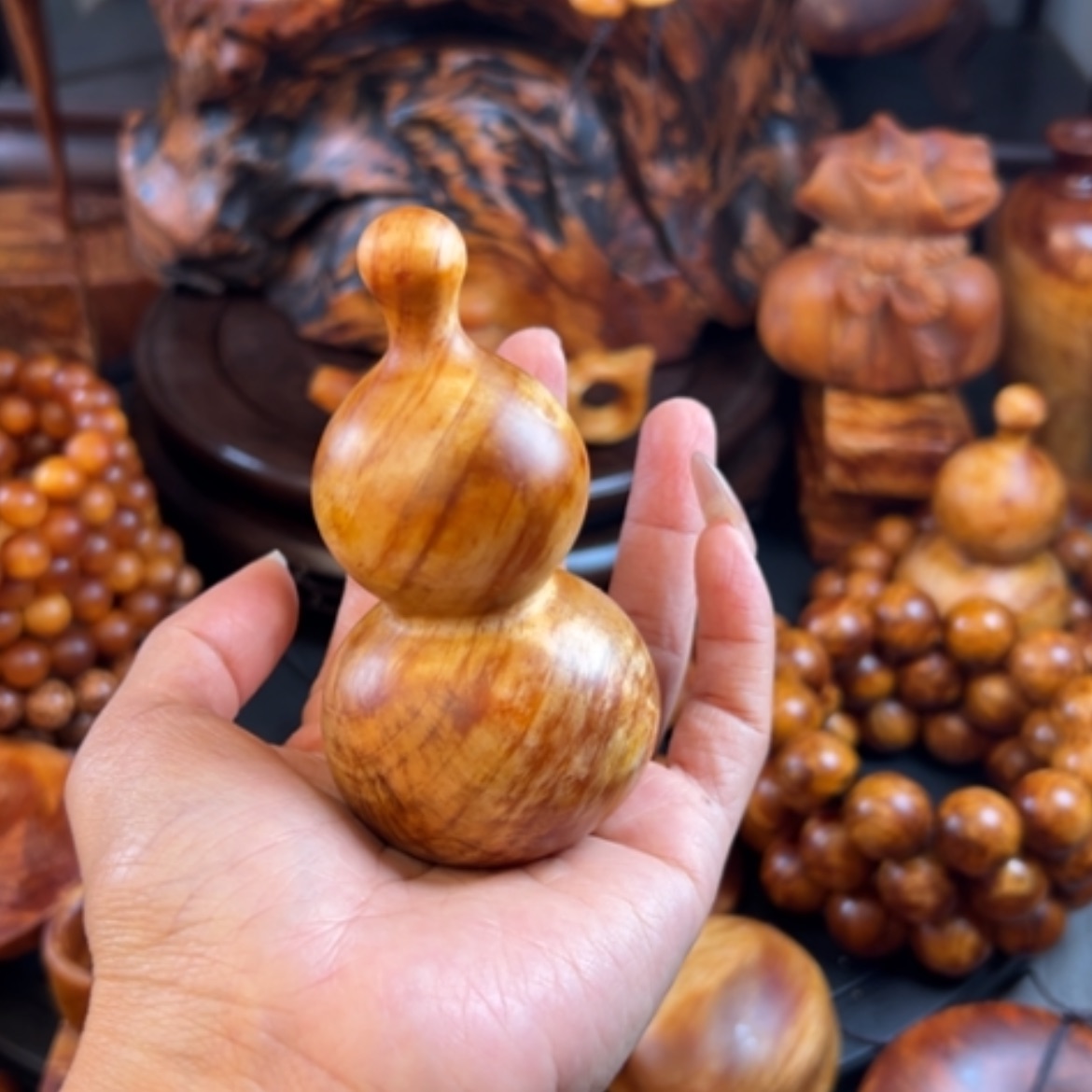 【闪购商品】松木（琥珀木）把件