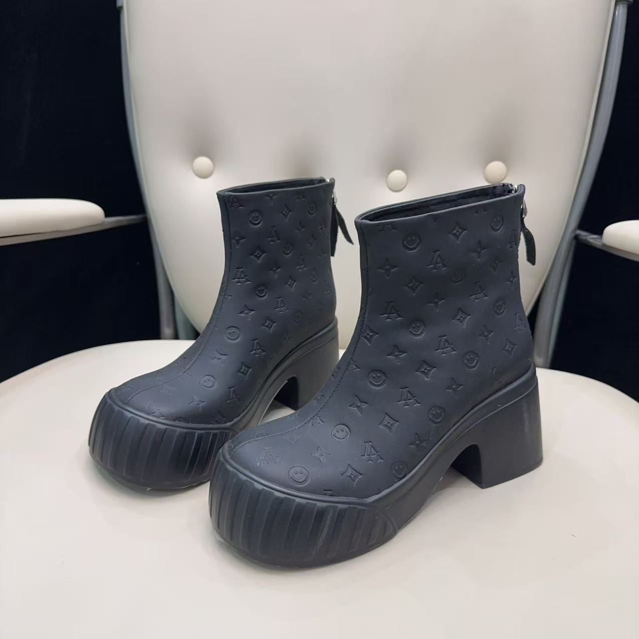 现货A4｜高端真皮绒里垫厚底短靴女靴｜半码拍小|9869-2