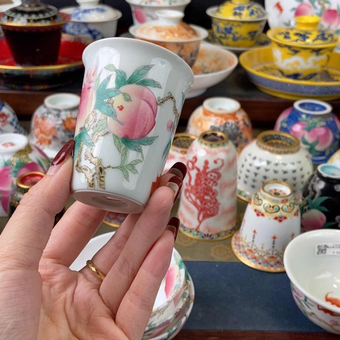 陶瓷艺术家的作品是一种非常