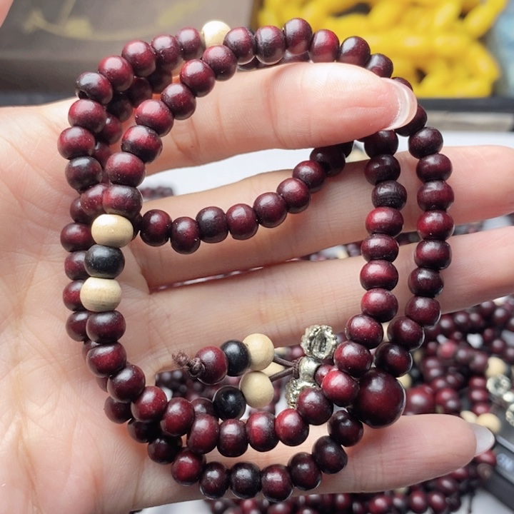 未镶嵌颈饰蜜蜡111项链