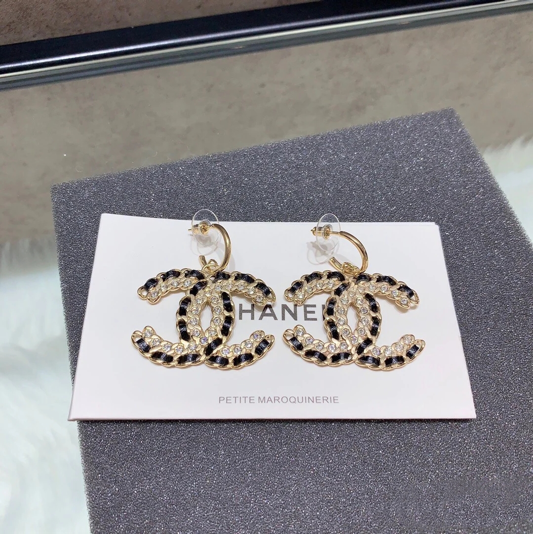 全新未使用 Chanel/香奈儿 耳钩时尚百搭高级耳环