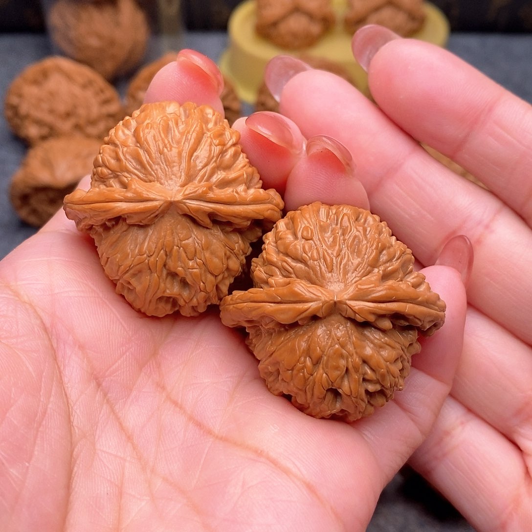 文玩核桃把件精品白狮子39全品