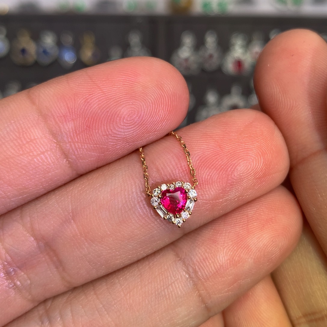 红宝石项链18K金镶嵌