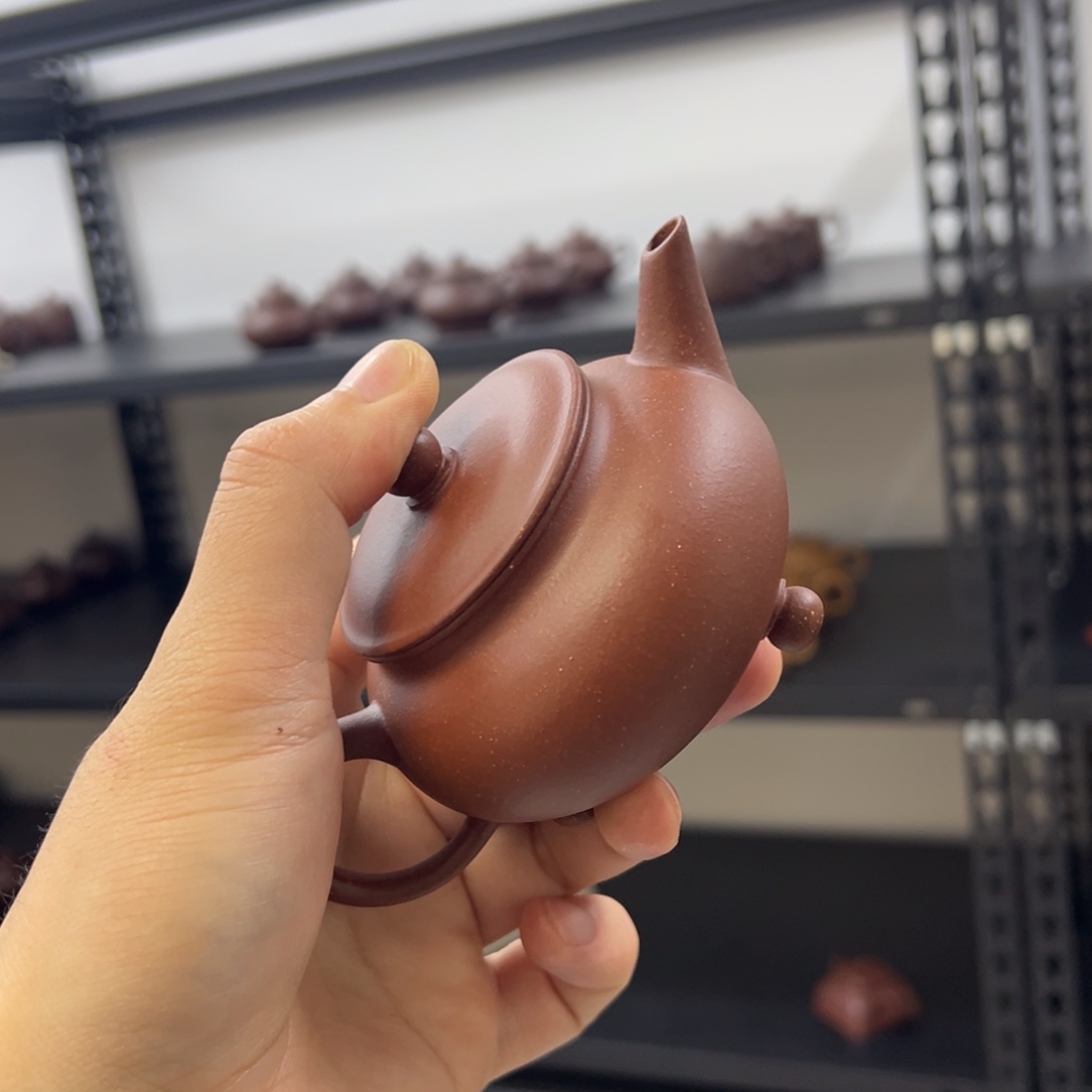 茶壶紫砂宜兴紫砂壶的微瑕