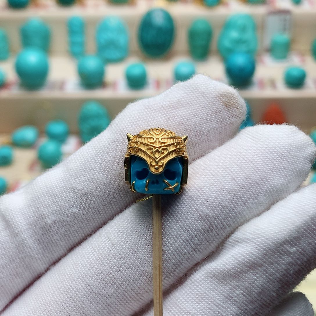 绿松石配饰未镶嵌