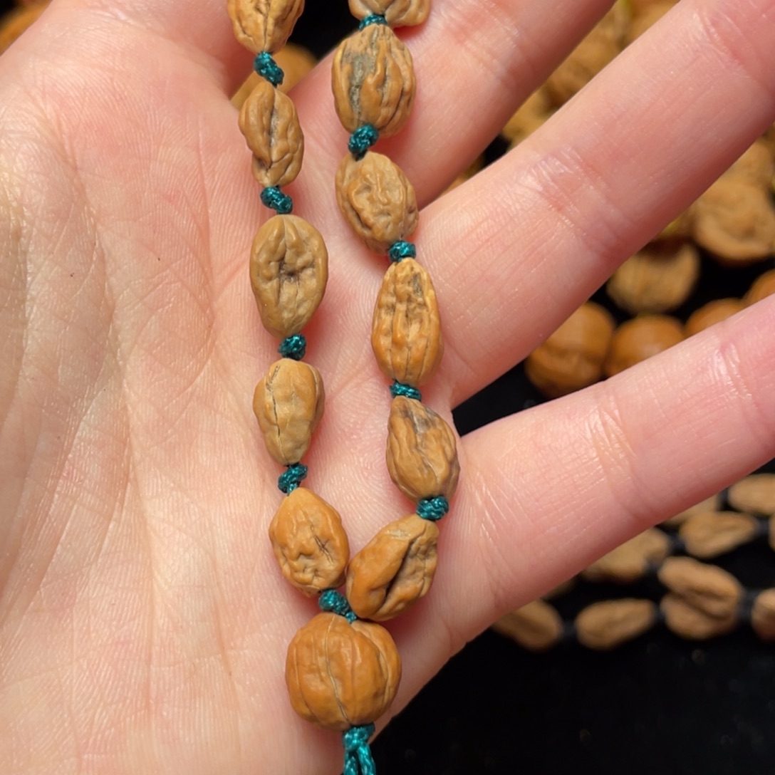 魏***生吊坠文玩核桃蛤蟆