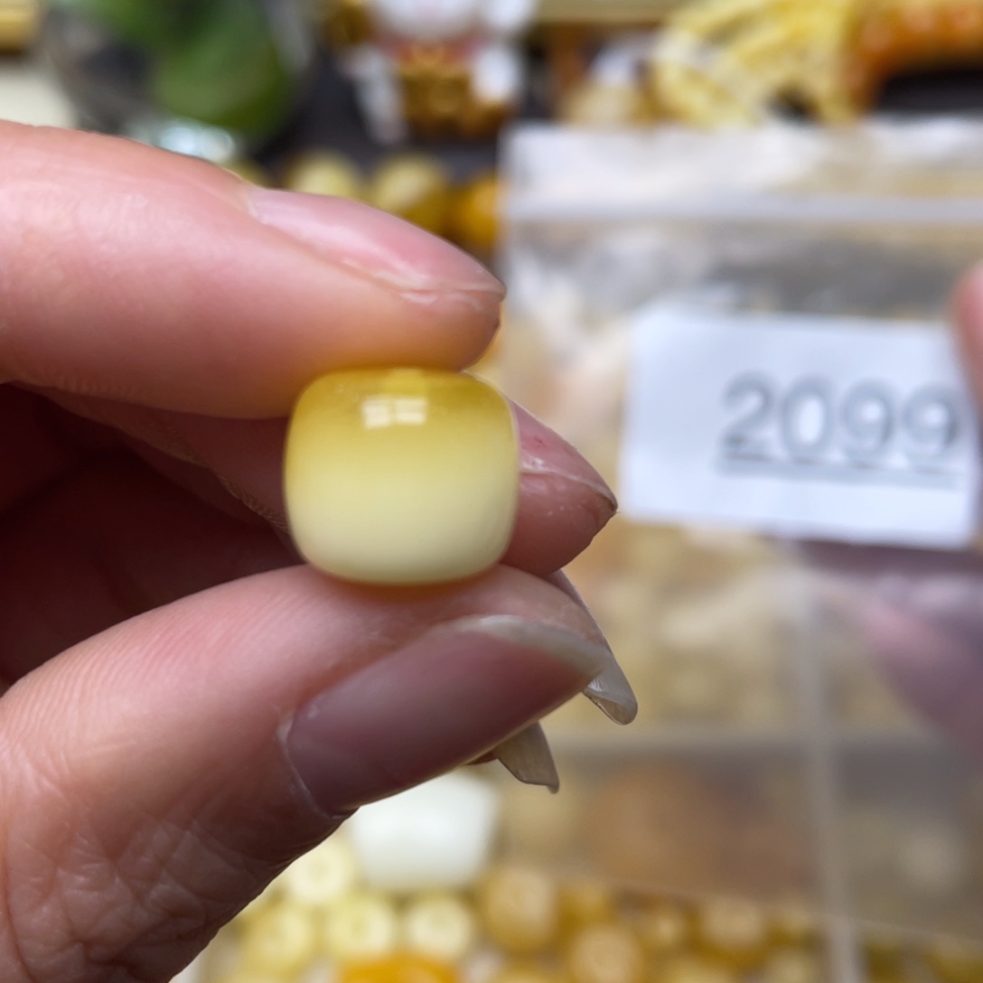 琥珀珠宝奇石未镶嵌11.6