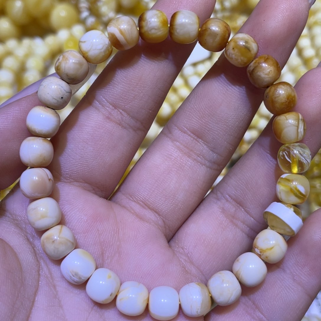 蜜蜡未镶嵌珠宝奇石7.5m