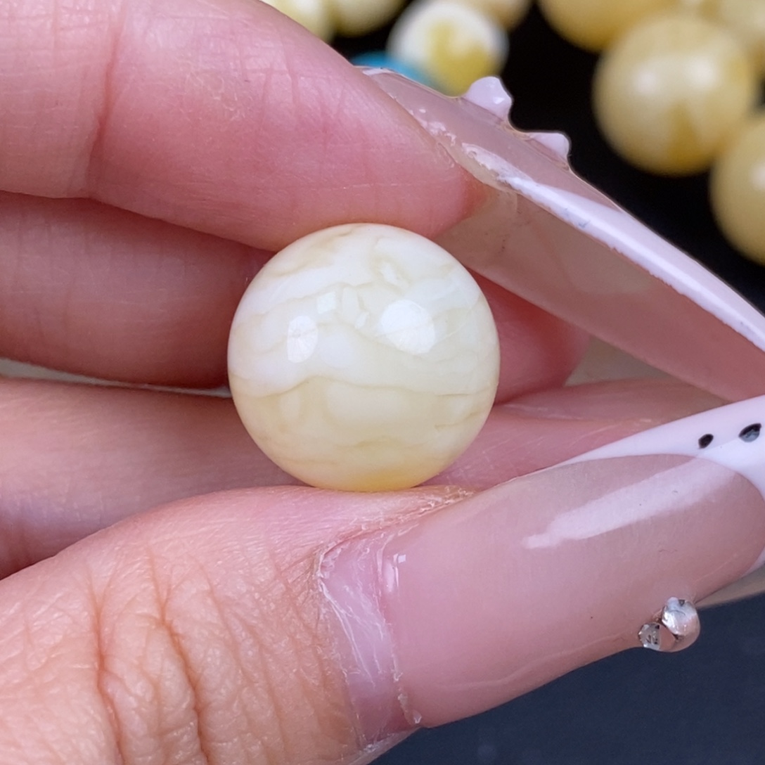 琥珀未镶嵌珠宝奇石224