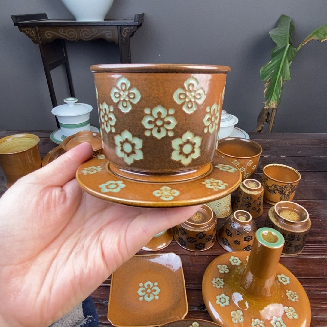 朱砂胎草木灰宝相花纹 一套 精品