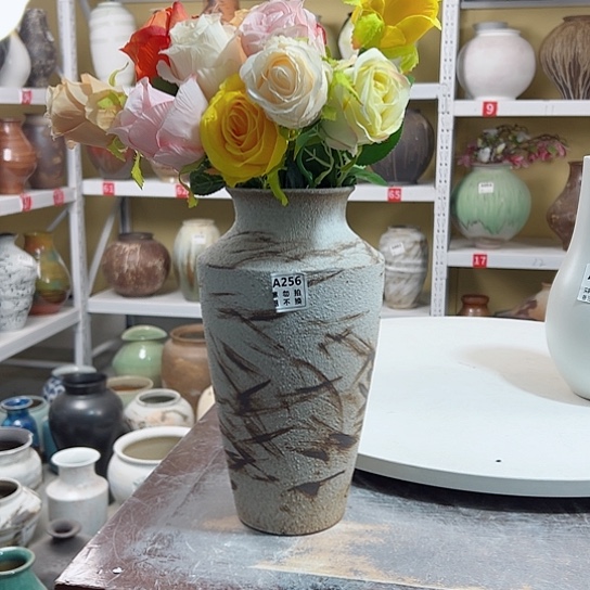 瓶陶瓷精品摆件摆件。高29口9。256