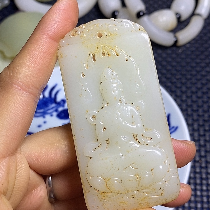 吊坠白玉菩提支持七天无理由