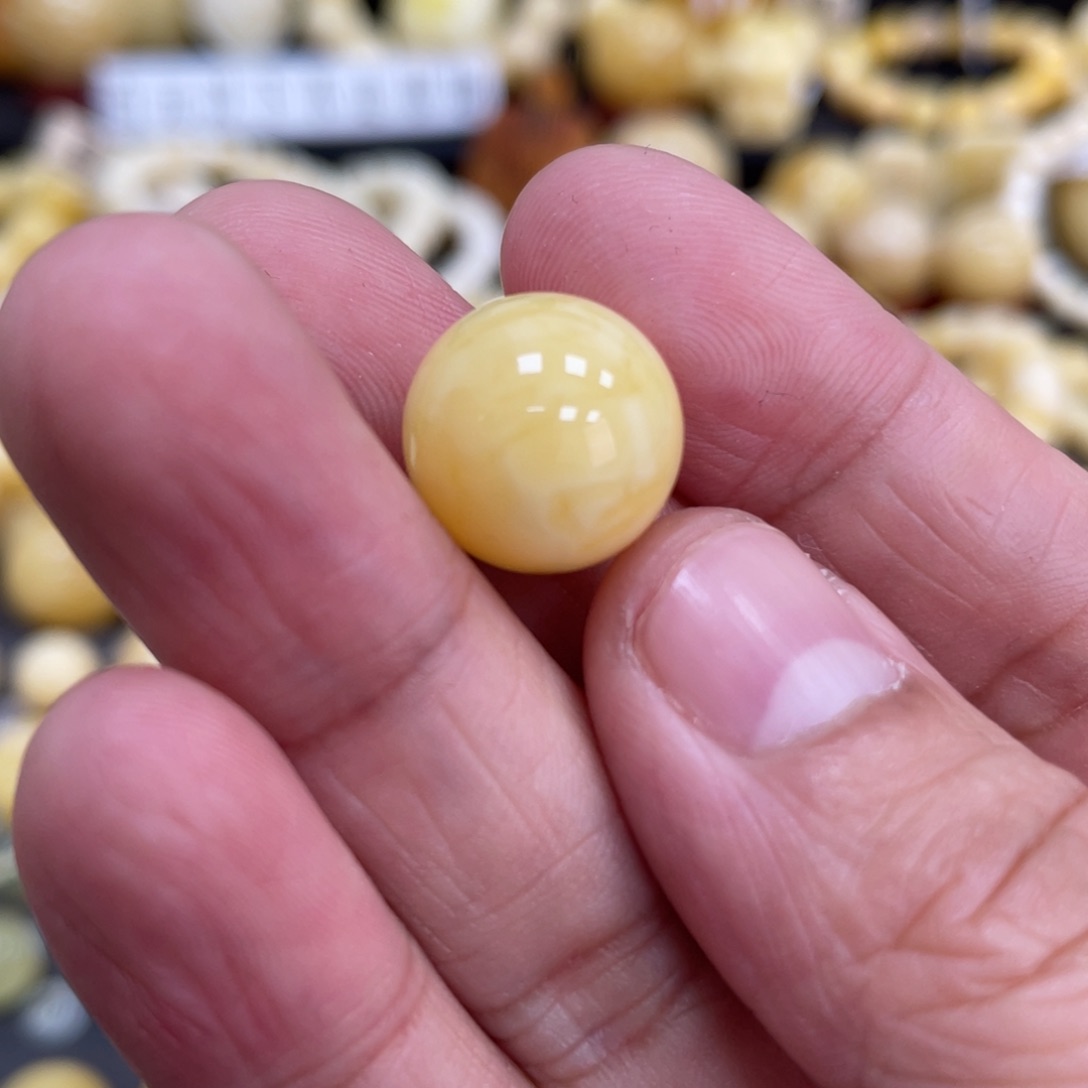 琥珀珠宝奇石未镶嵌14.2mm皮色打孔