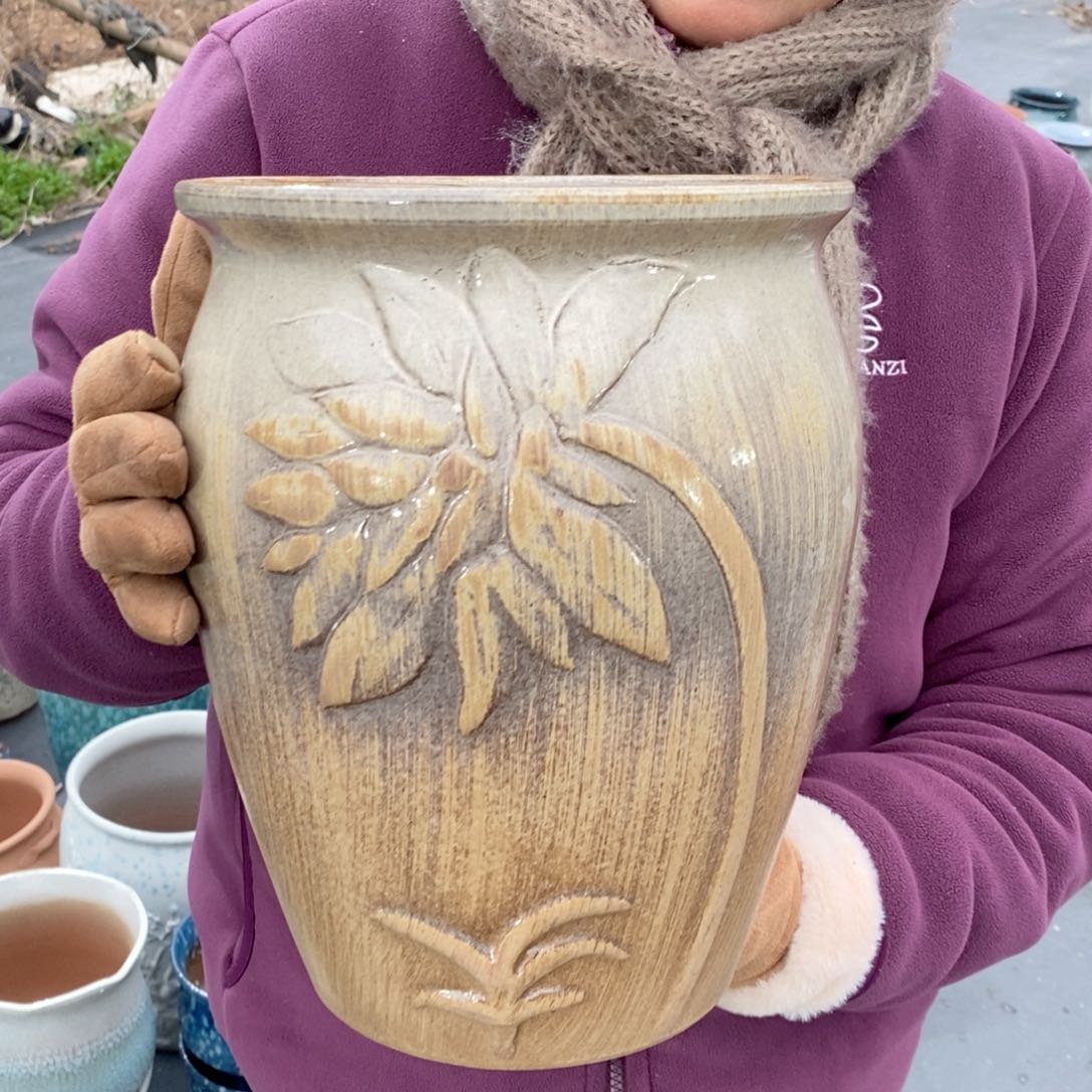 红陶口20高25～～～