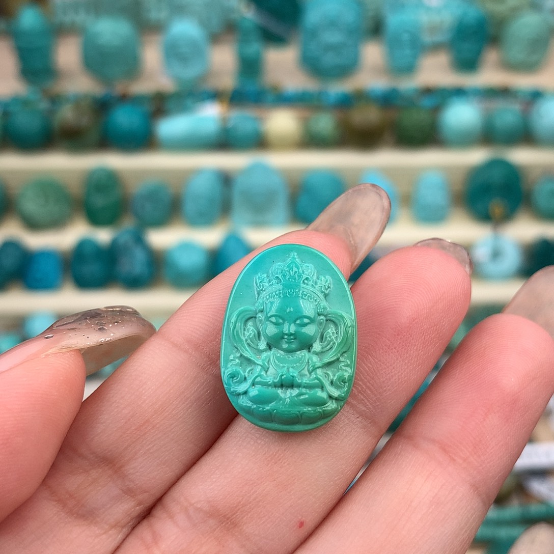 绿松石未镶嵌珠宝奇石