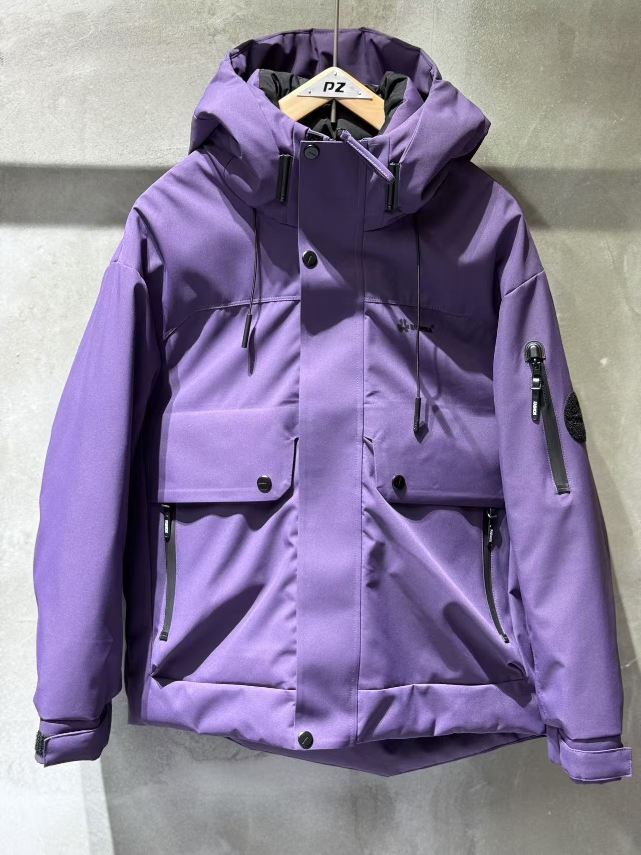 小光0824【冰雪瑞城】新款连帽情侣百搭冬季加厚滑雪服#