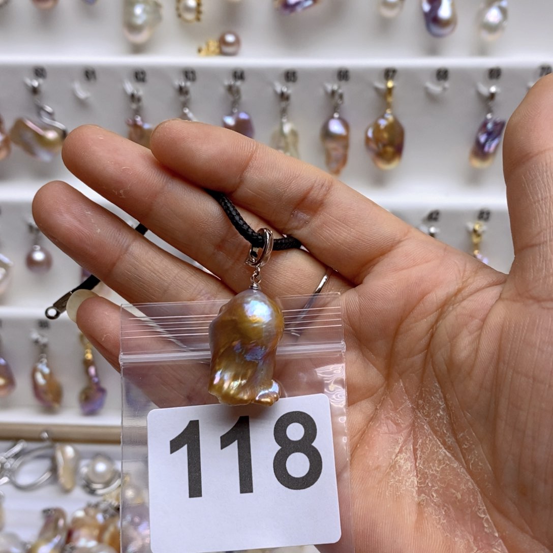 淡水珍珠颈饰银S925镶嵌118