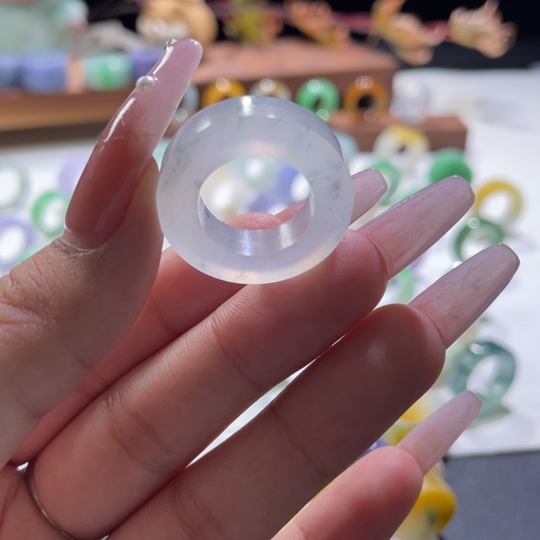 未镶嵌定制翡翠翡翠