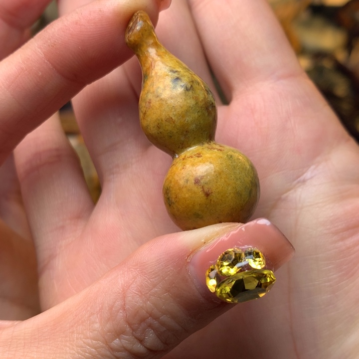 岫岩河磨玉（透闪石质玉）手链未镶嵌