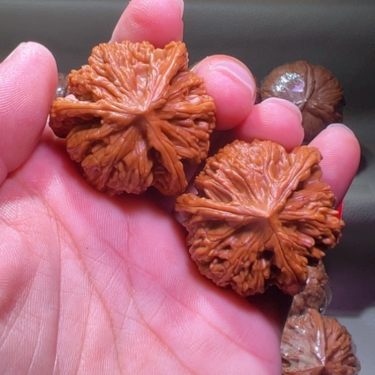 把件文玩核桃顶级球奔麦穗虎头罕见