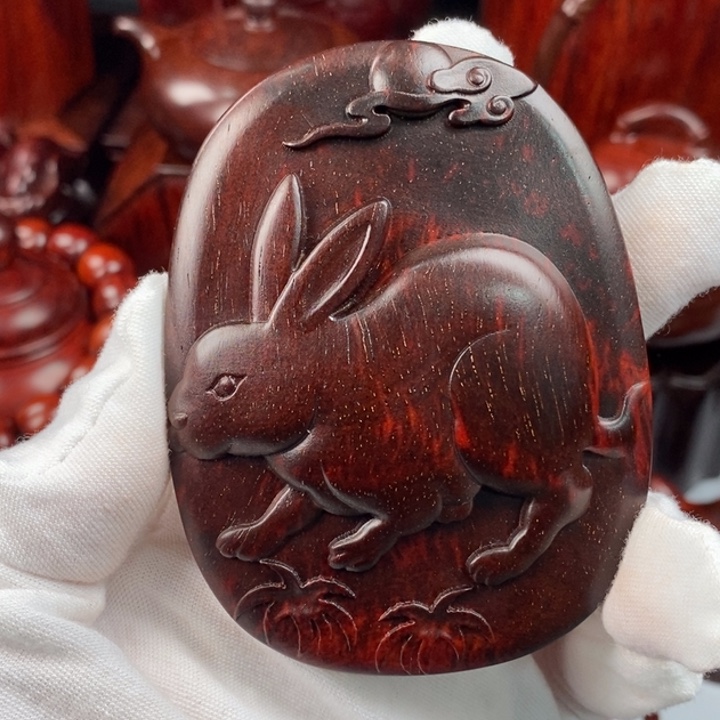 小叶紫檀其他（檀香紫檀）