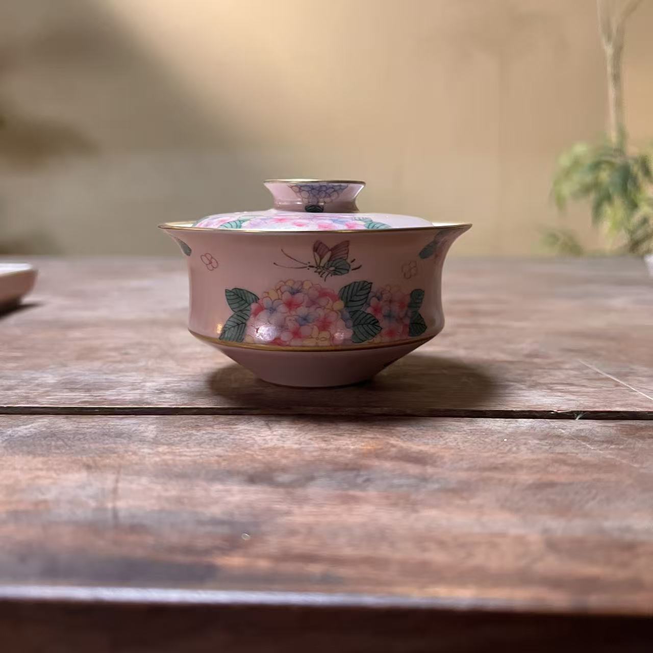 【悦生活】夕岚粉-华隐堂-绣球盖碗（华隐S1335）