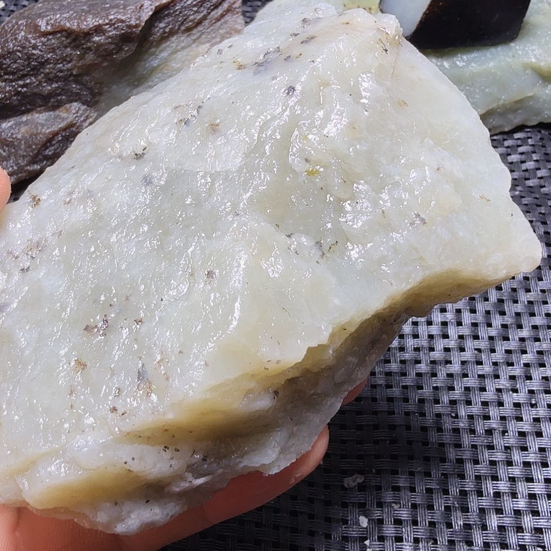 和田玉（糖玉）未镶嵌珠宝半成品