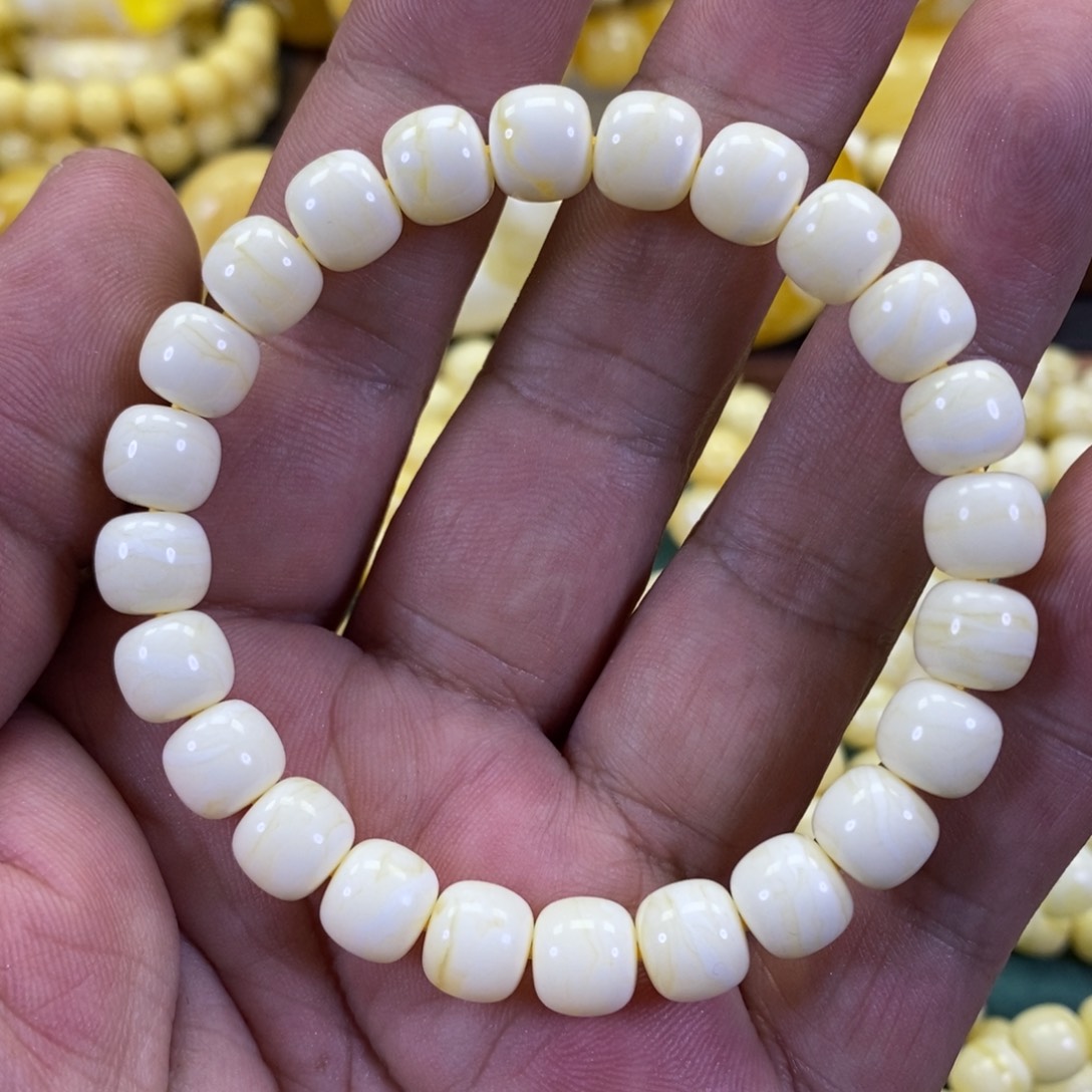 琥珀裸石未镶嵌尺寸9瓷白蜡同料老型手串