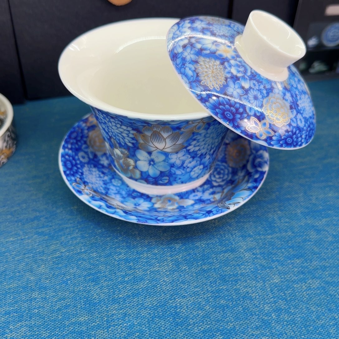 这些盖碗真好看！！！