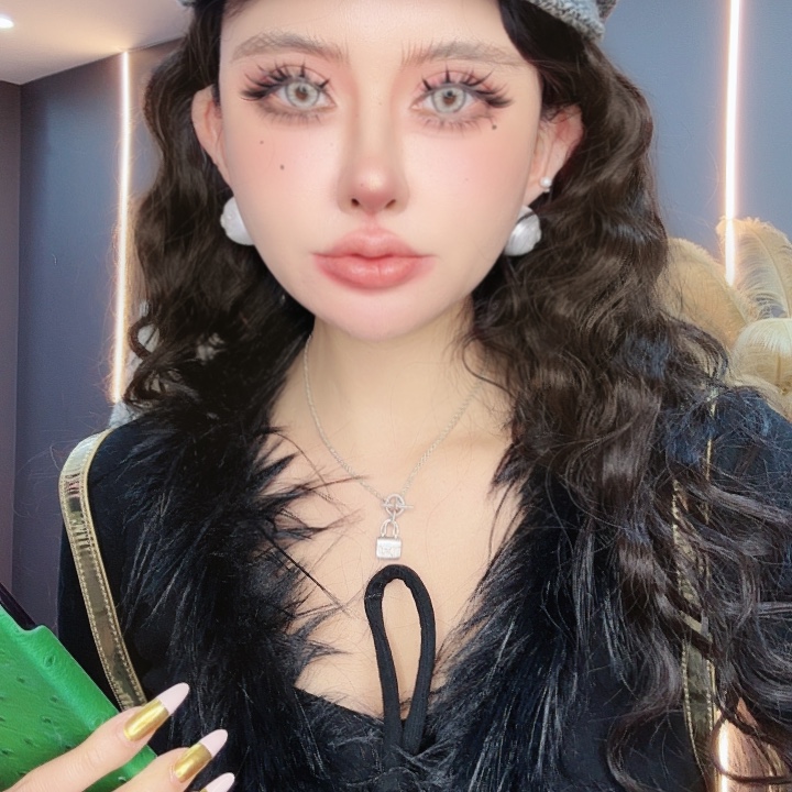 【闪购商品】羊羔毛G**r