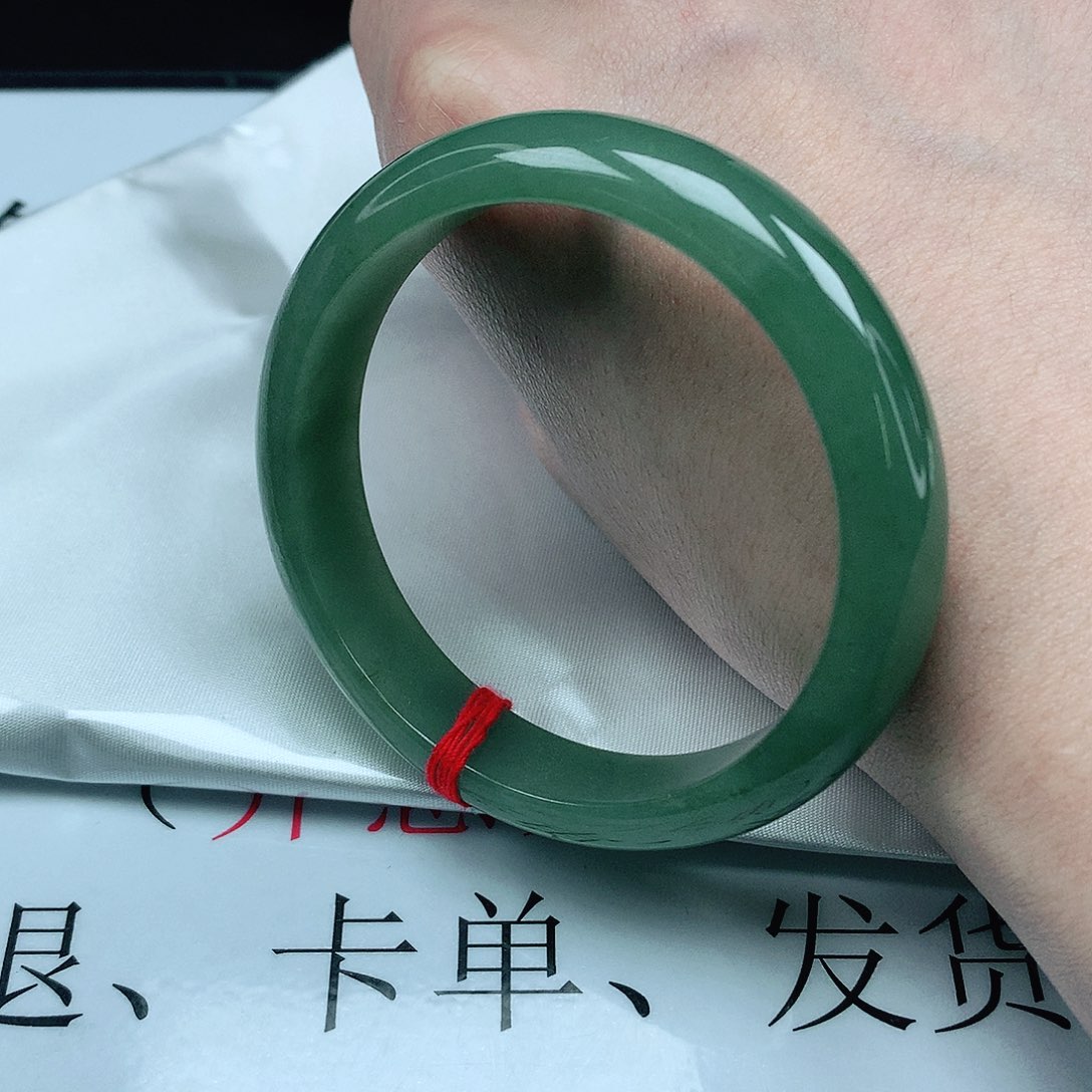 翡翠手镯未镶嵌圈57