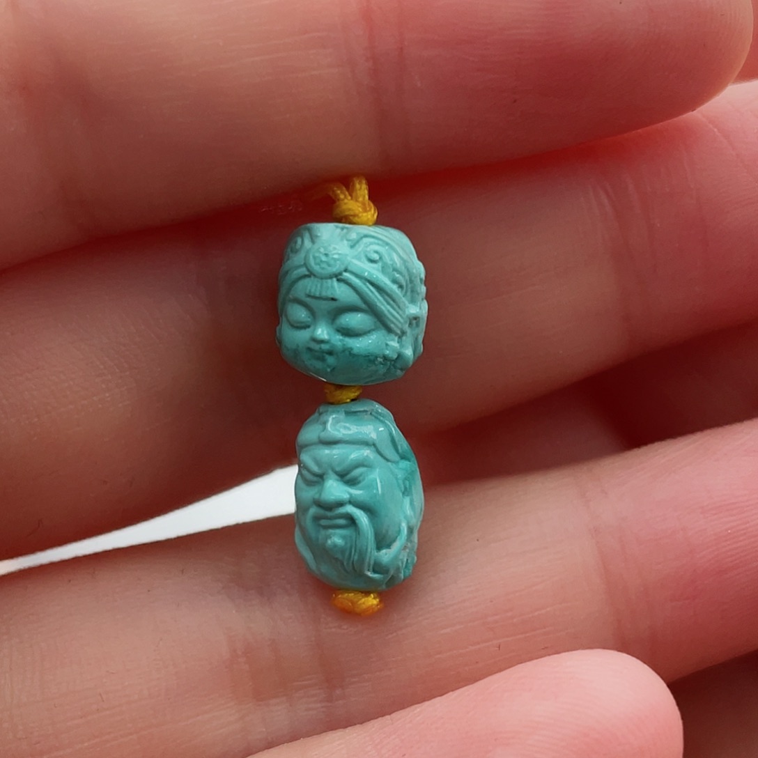 绿松石颈饰未镶嵌