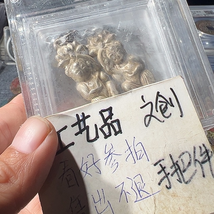 定制现代工艺品挂饰