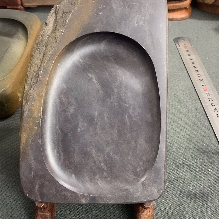 广东肇庆原石端砚