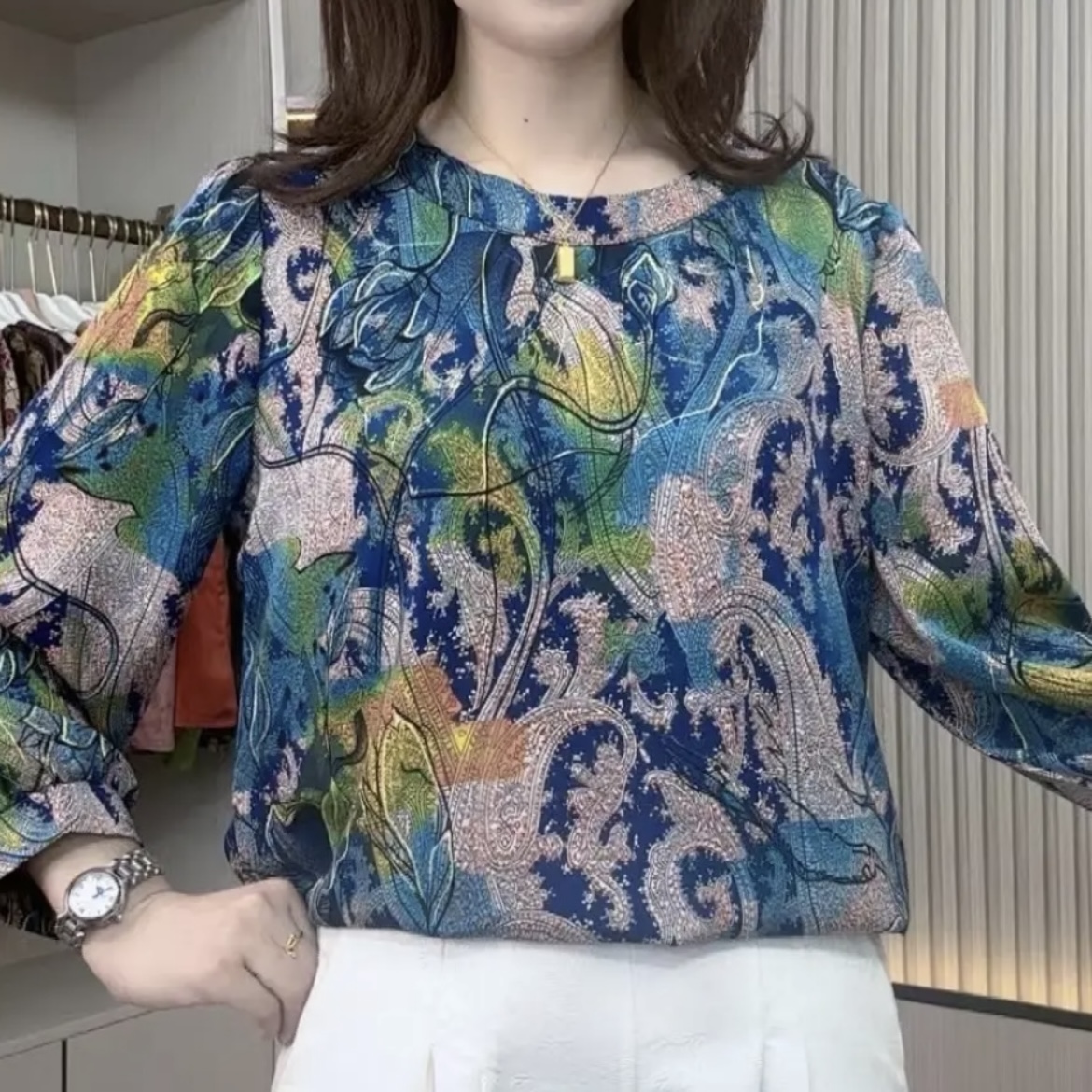 圆领蓝凤凰复古百搭气质显瘦时尚小衫    1776  