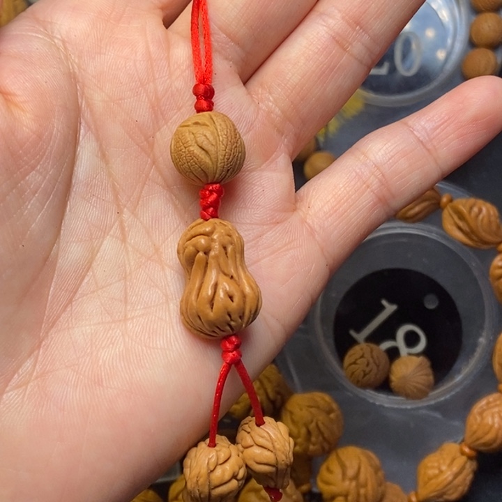 吊坠桃核桃枭挂件