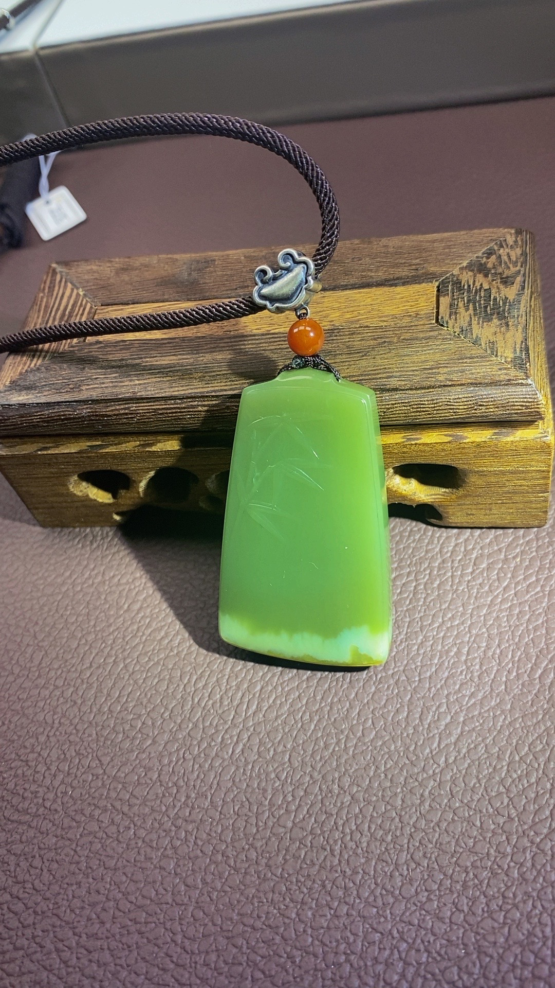 析木绿河磨玉牌子步步高升