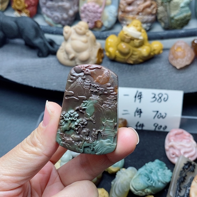 【闪购商品】定制石英质玉吊坠未镶嵌