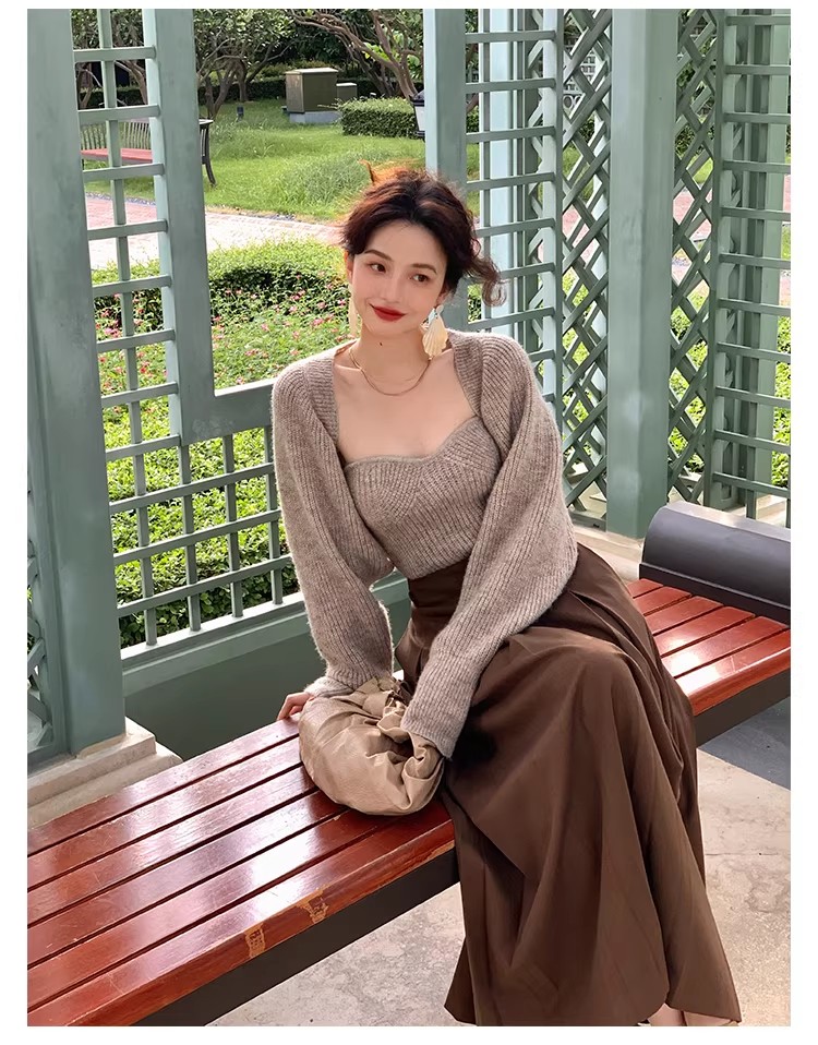 酒午自制港风高腰A字显瘦垂坠感系带百褶半身裙中长款女KLF3379