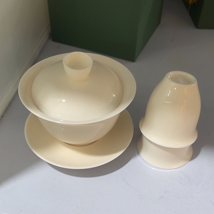 福利待遇多多哦哦哦哦