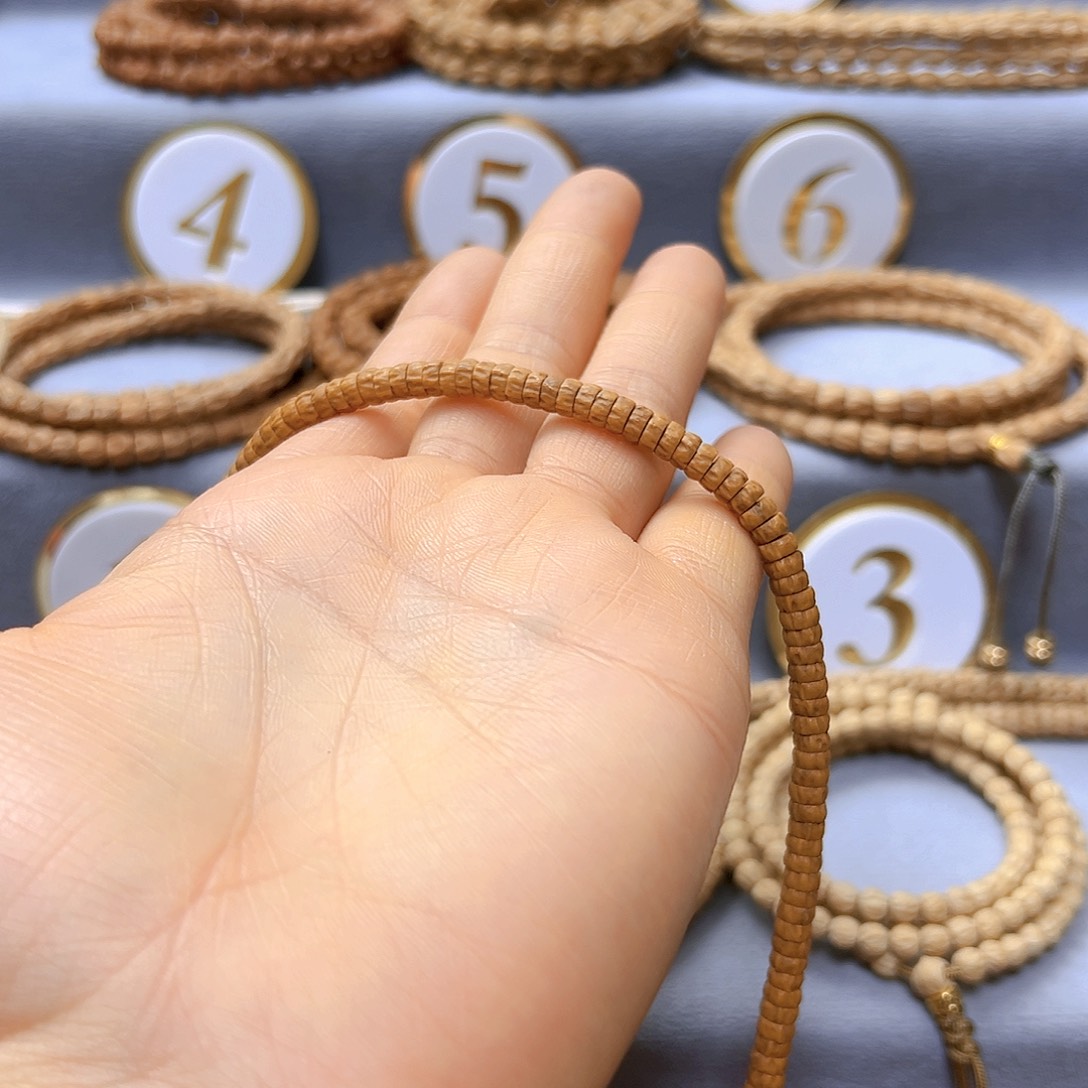 柏香籽/百香籽手串徐****人