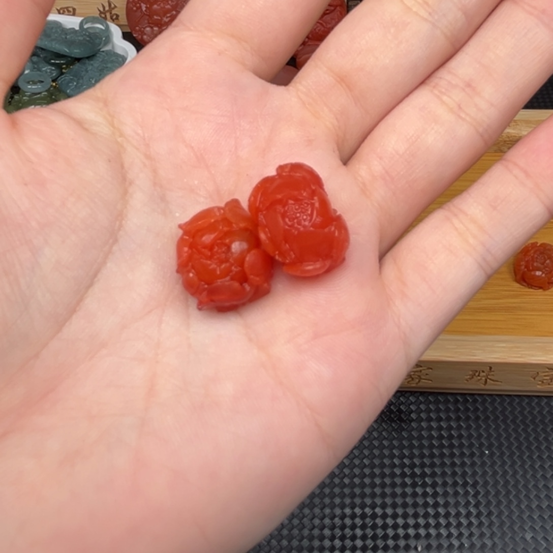 只***心南红玛瑙未镶嵌吊坠(不含链)