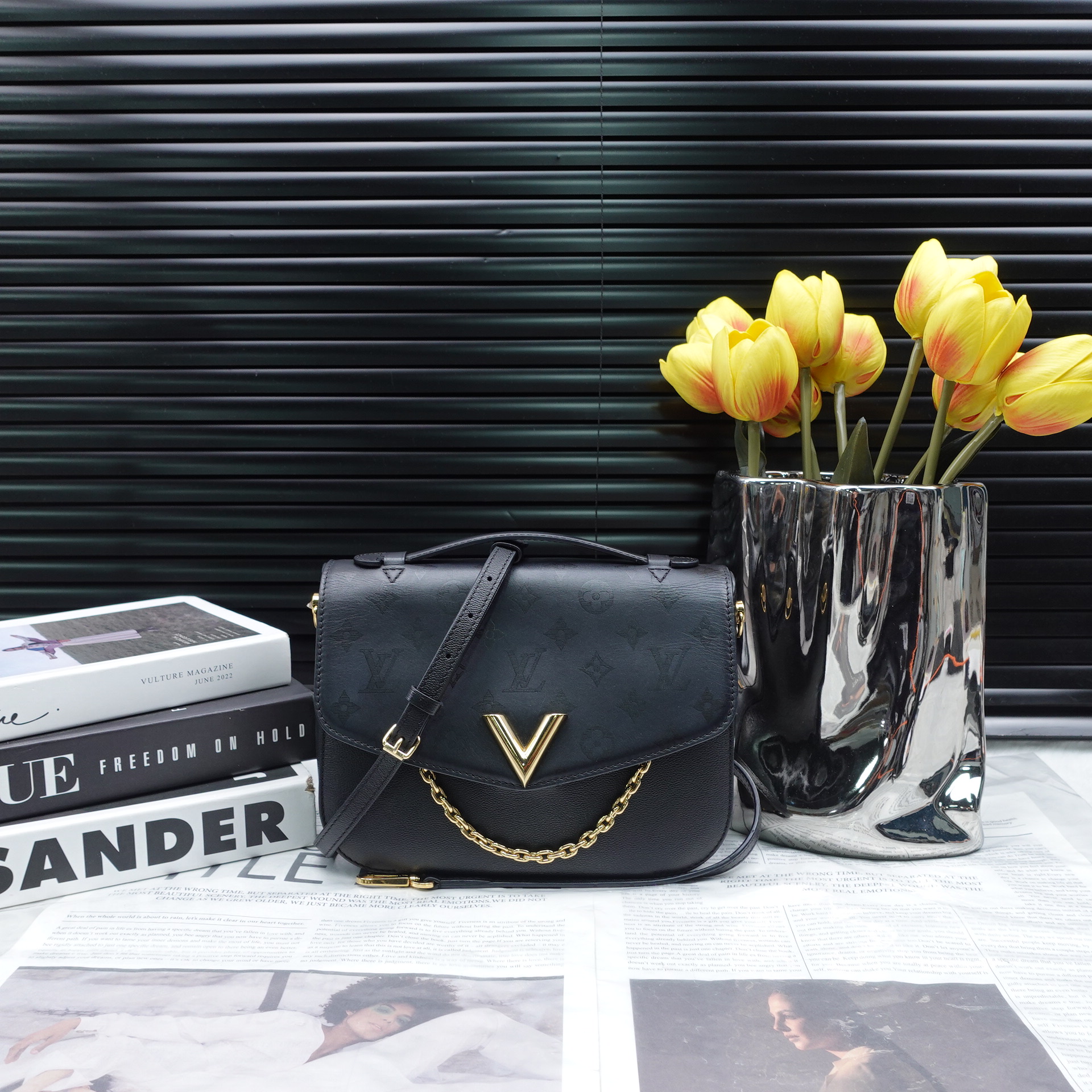 95新 LouisVuitton/路易威登 单肩包/T20321216