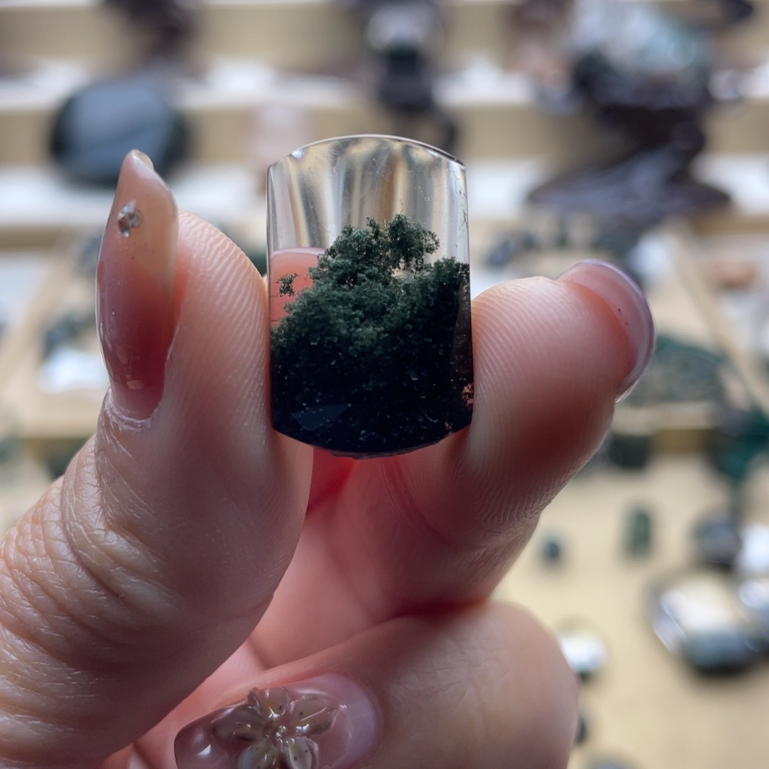 水晶颈饰未镶嵌绿幽灵吊坠定制